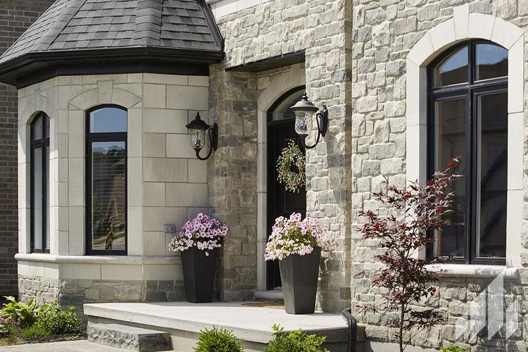Full-Bed-Stone-Arriscraft-Building-Stone-Fresco-Ontario-Silverado-2