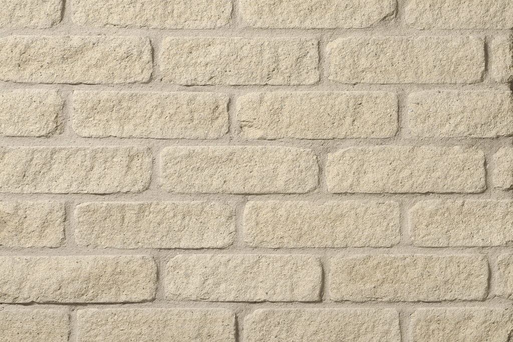 IVORY WHITE – TUMBLED VINTAGE BRICK